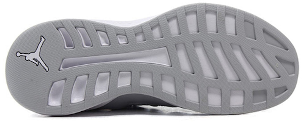 에어 조던 포뮬라 23 울프 그레이 881465-024 Shop 에어 조던 포뮬라 23 울프 그레이 881465-024