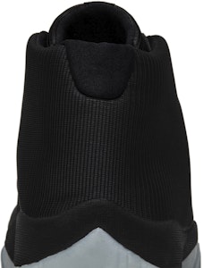 Air Jordan Future Hitam Es 656503-011 Sizing Air Jordan Future Hitam Es 656503-011
