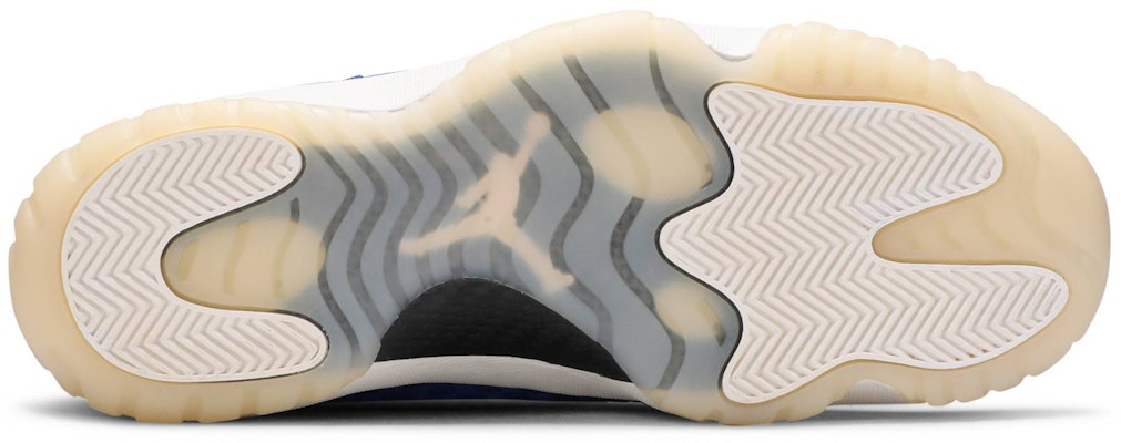 Air Jordan Future Hyper Royal Sneakers Biru Terang 656503-402 Shop Air Jordan Future Hyper Royal Sneakers Biru Terang 656503-402