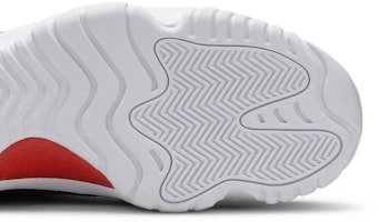 Air Jordan Future Low Negro Rojo Blanco 718948-001 Purchase Air Jordan Future Low Negro Rojo Blanco 718948-001