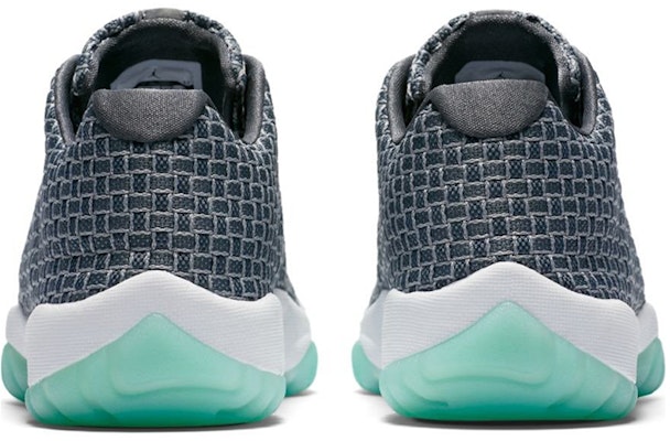 Air Jordan Future Low 狼灰翡翠起舞 718948-006 Shop Air Jordan Future Low 狼灰翡翠起舞 718948-006