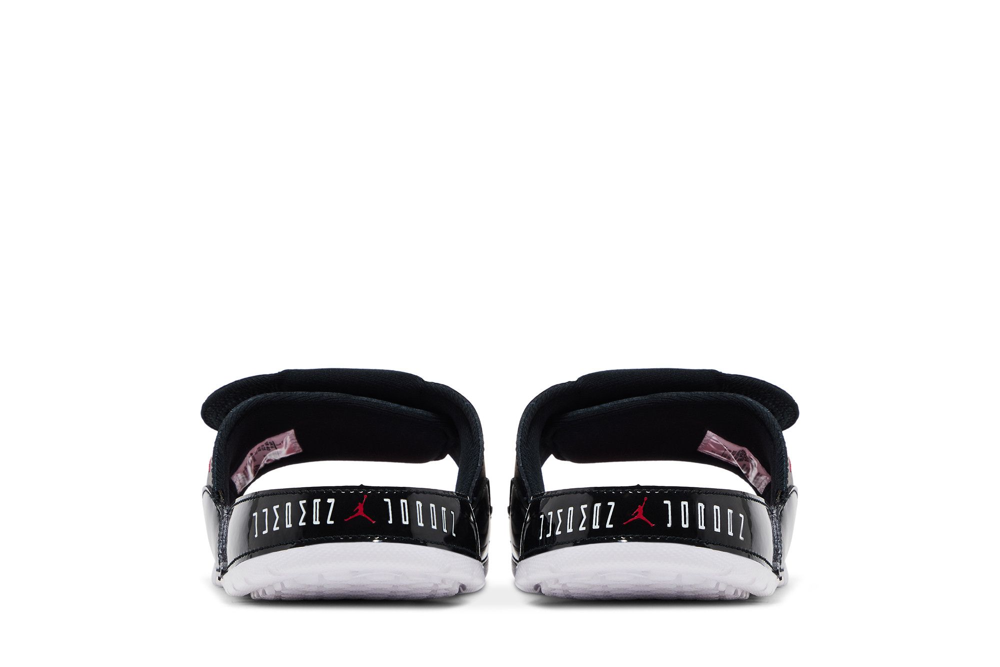 Sizing Air Jordan Hydro 11 Retro Sandales ''Bred'' FN2452-006
