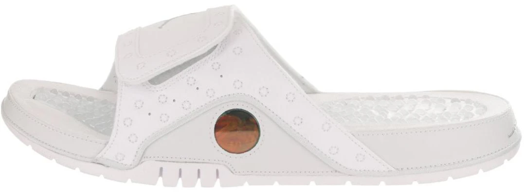 Sandal Air Jordan Hydro 13 'Putih Silver Metalik' 684915-100 Buy Sandal Air Jordan Hydro 13 'Putih Silver Metalik' 684915-100