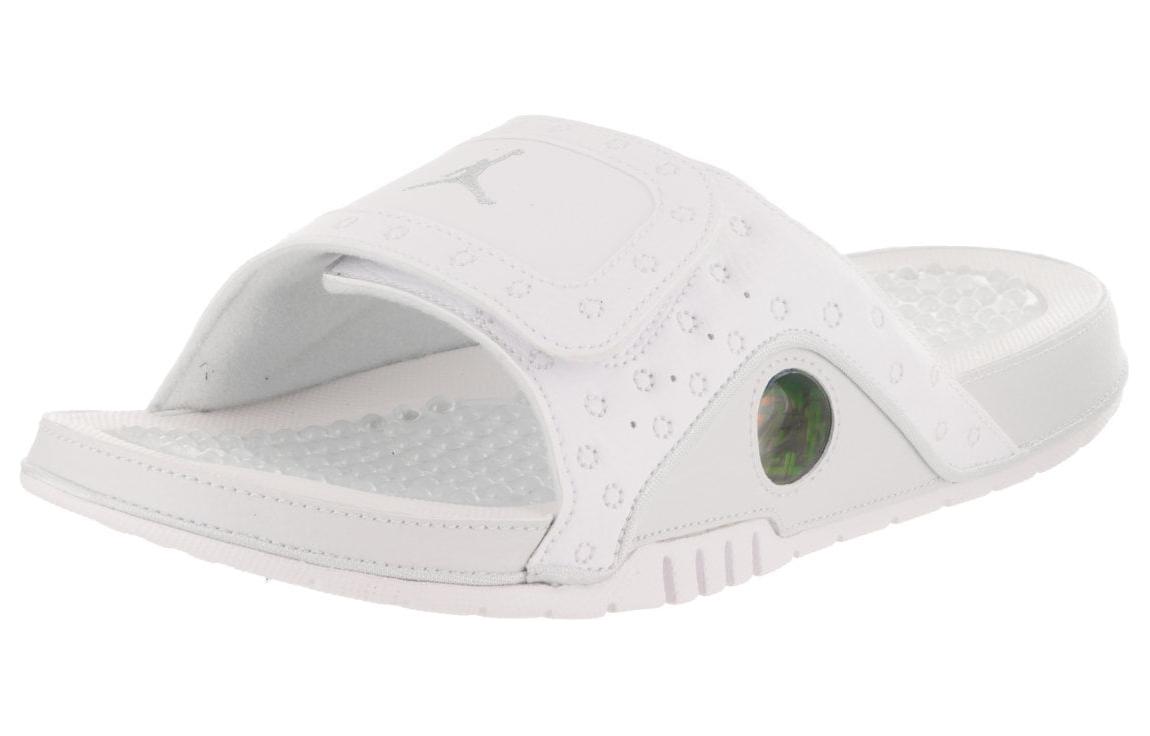 Lookbook Sandal Air Jordan Hydro 13 'Putih Silver Metalik' 684915-100