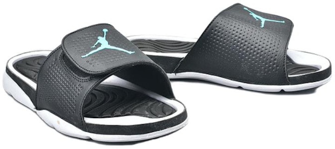 Air Jordan Hydro 5 'Hitam Hijau' 820257-013 Lookbook Air Jordan Hydro 5 'Hitam Hijau' 820257-013