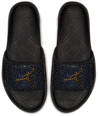 Air Jordan Hydro 7 V2 'Hitam Emas' BQ6290-007 Lookbook Air Jordan Hydro 7 V2 'Hitam Emas' BQ6290-007