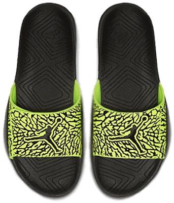 Air Jordan Hydro 7 V2 Slide 'Black Cement' BQ6290-700 Lookbook Air Jordan Hydro 7 V2 Slide 'Black Cement' BQ6290-700