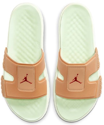 Air Jordan Hydro 8 Slides 'Khaki Putih' CD2803-200 Lookbook Air Jordan Hydro 8 Slides 'Khaki Putih' CD2803-200