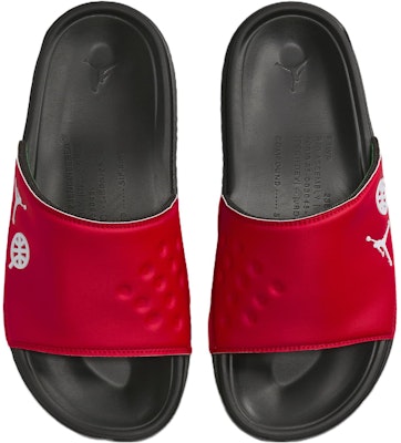 Air Jordan Play Slide Quai 54 Merah Hitam Hijau Putih Klasik FN5449-600 Lookbook Air Jordan Play Slide Quai 54 Merah Hitam Hijau Putih Klasik FN5449-600