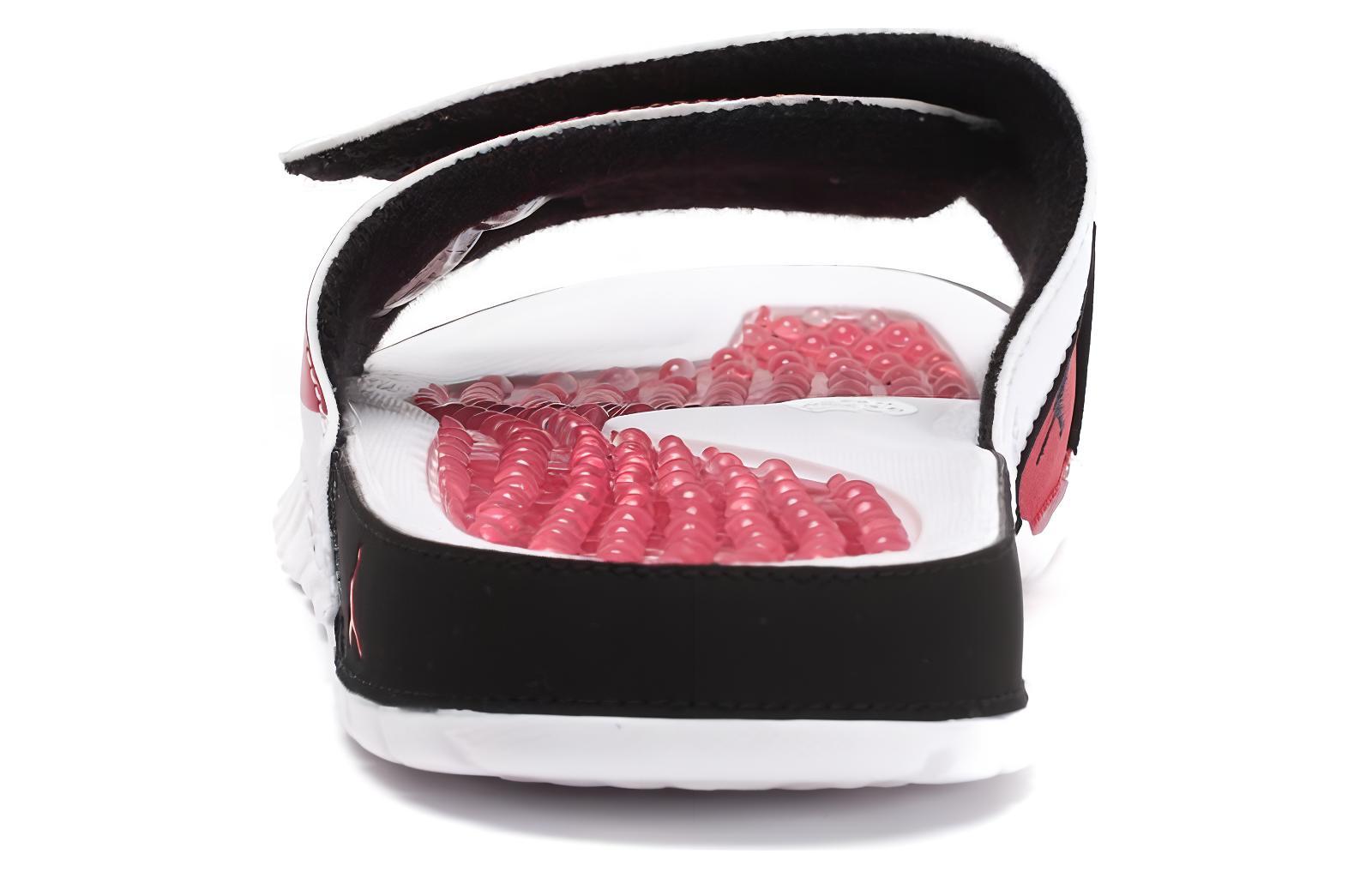 Shop Jordan Hydro II Retro 喬二 時尚休閒拖鞋 白黑紅