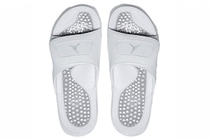 Air Jordan Hydro IV 复刻简约纯色拖鞋 532225-100 Shop Air Jordan Hydro IV 复刻简约纯色拖鞋 532225-100