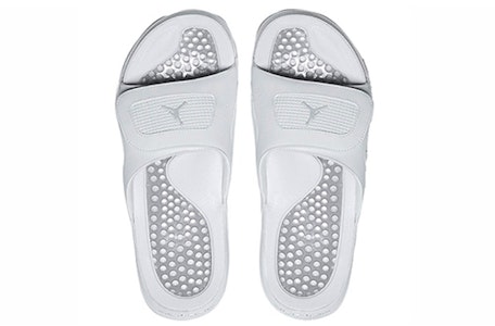 Air Jordan Hydro IV Retro 簡潔拖鞋 純白 Shop Air Jordan Hydro IV Retro 簡潔拖鞋 純白