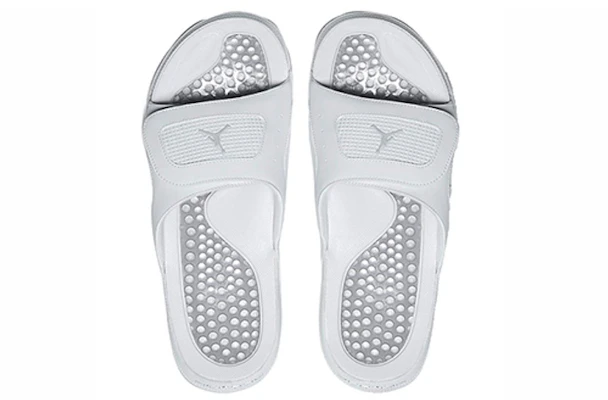 Air Jordan Hydro IV Retro 簡潔拖鞋 純白 Shop Air Jordan Hydro IV Retro 簡潔拖鞋 純白