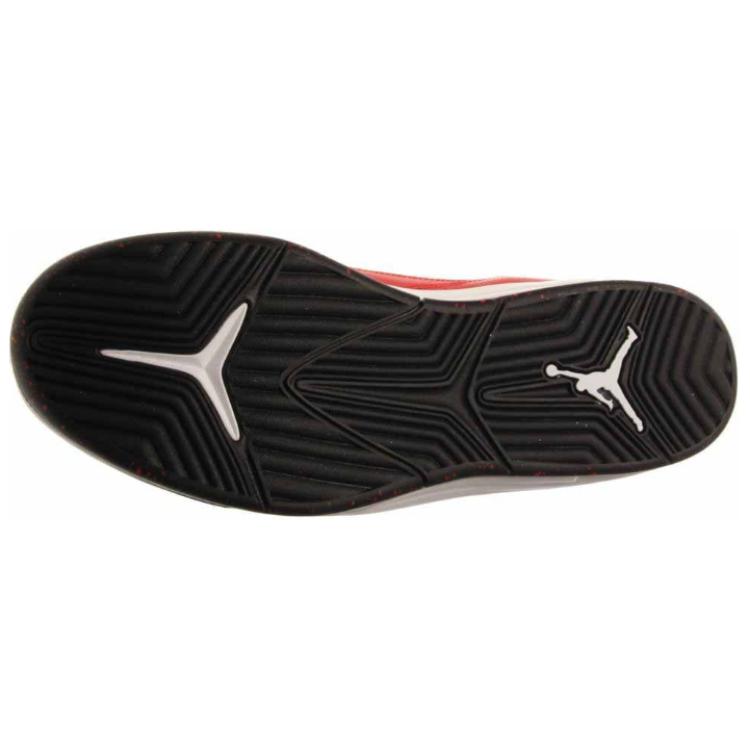 Shop Air Jordan 擡升式大學紅/白 ‘黑 705796-601