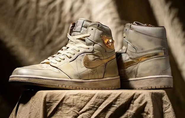 Air Jordan IPai Custom Gold 'Promotion and Wealth - Osiris 24K Gold High-Top Retro Basketball' YPDZX101 Order Air Jordan IPai Custom Gold 'Promotion and Wealth - Osiris 24K Gold High-Top Retro Basketball' YPDZX101