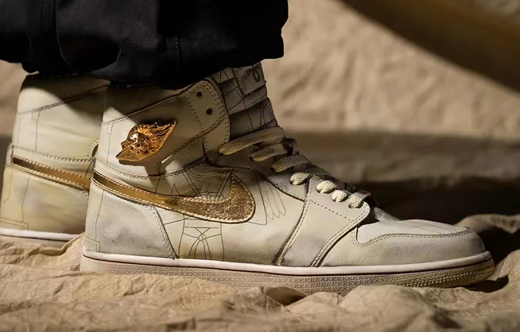 Details for Air Jordan IPai Custom Oro ''Promozione e Ricchezza - Osiris 24K Oro High-Top Retro'' YPDZX101