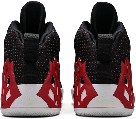 Air Jordan Jumpman Diamond Mid 'Hitam University Merah' CI1204-006 Details for Air Jordan Jumpman Diamond Mid 'Hitam University Merah' CI1204-006