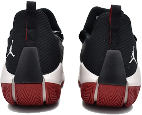 Air Jordan 跳躍者奔馳 PF 黑紅 Lookbook Air Jordan 跳躍者奔馳 PF 黑紅