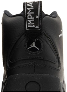 エアジョーダン ジャンプマンプロ 黒メタリックシルバー DN3686-001 Sizing エアジョーダン ジャンプマンプロ 黒メタリックシルバー DN3686-001