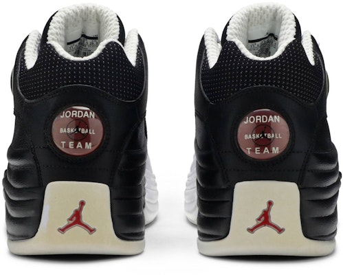 Air Jordan Jumpman Team 1 'Negro' 644938-002 Details for Air Jordan Jumpman Team 1 'Negro' 644938-002