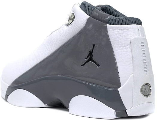 Air Jordan Jumpman Team Flow 'Putih Kelabu Sejuk' CN3508-100 Lookbook Air Jordan Jumpman Team Flow 'Putih Kelabu Sejuk' CN3508-100