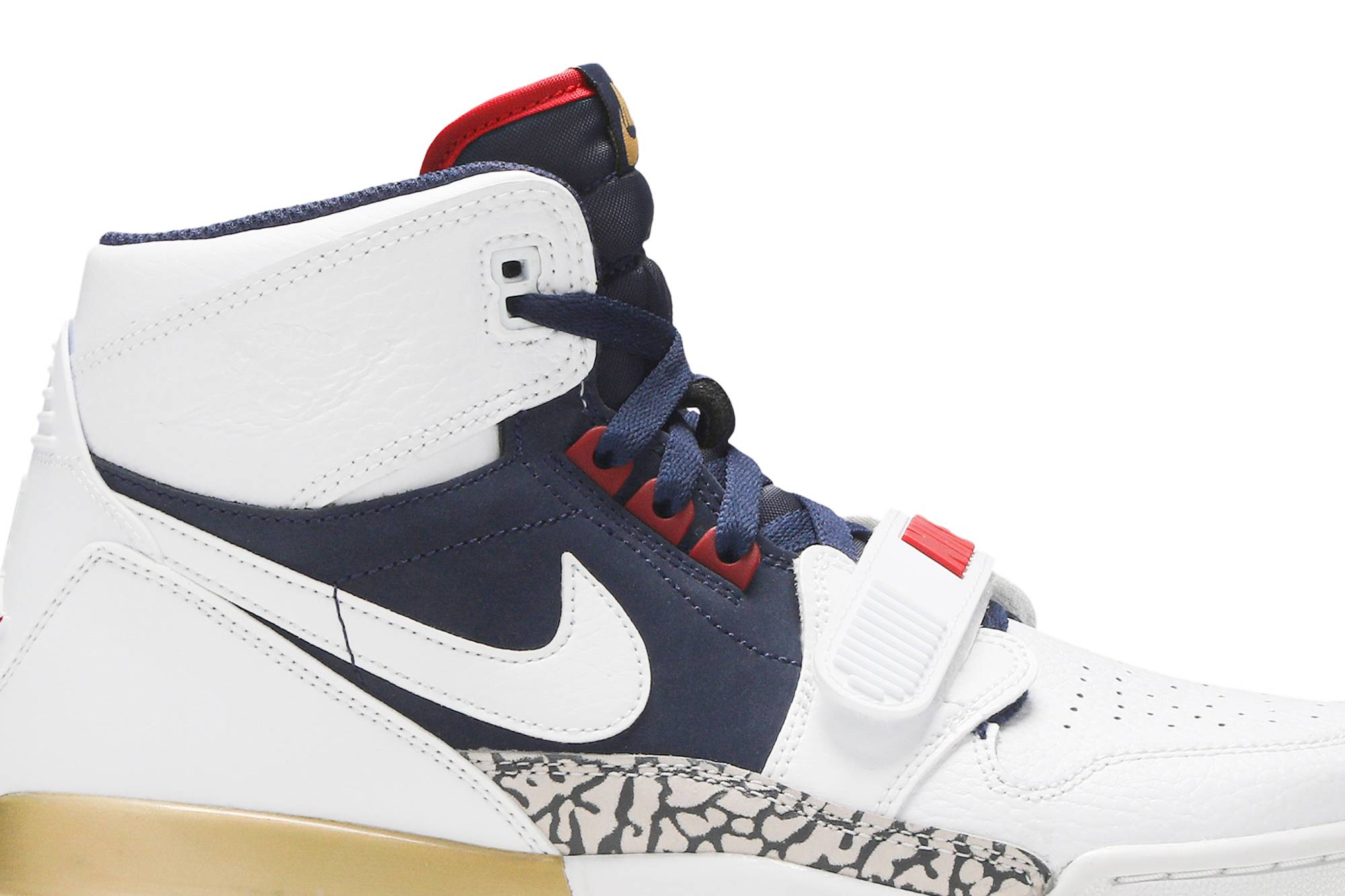 Order エアジョーダン レガシー312 "ドリームチーム" AV3922-101