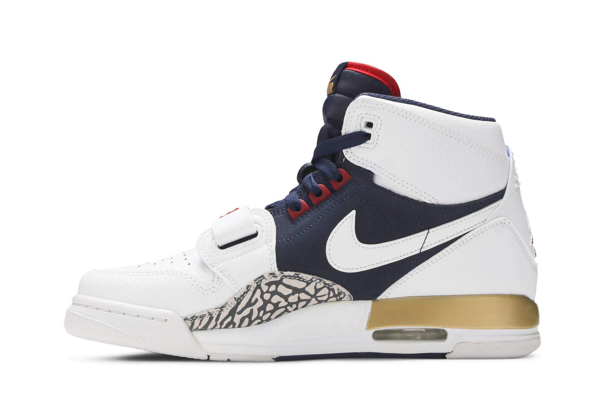 Lookbook エアジョーダン レガシー312 "ドリームチーム" AV3922-101