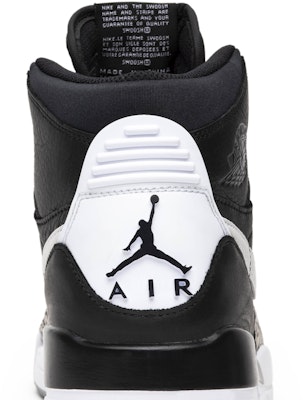Air Jordan Legacy 312 Black White AV3922-001 Sizing Air Jordan Legacy 312 Black White AV3922-001