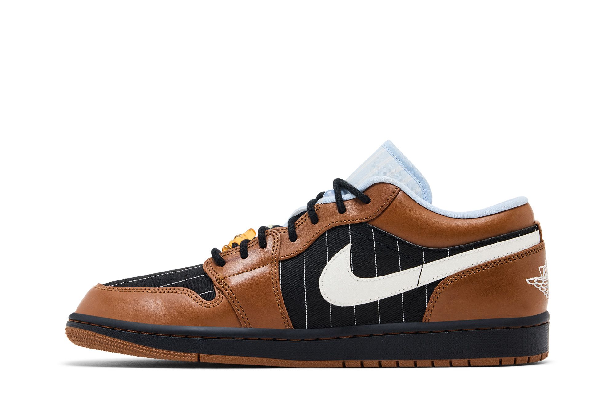 Lookbook Air Jordan Low SE ''Noir Light British Tan''. IR7560-010