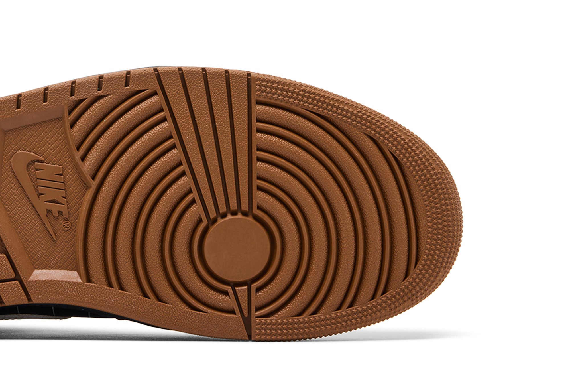 Purchase Air Jordan Low SE ''Noir Light British Tan''. IR7560-010