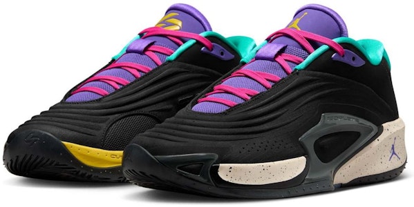 에어 조던 루카 3 블랙 하이퍼 제이드 핑크 FQ1284-002/FQ1285-002 Lookbook 에어 조던 루카 3 블랙 하이퍼 제이드 핑크 FQ1284-002/FQ1285-002