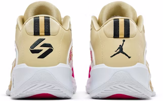 Air Jordan Luka 3 'El Matador' Sepatu Basket FZ2464-100 Details for Air Jordan Luka 3 'El Matador' Sepatu Basket FZ2464-100