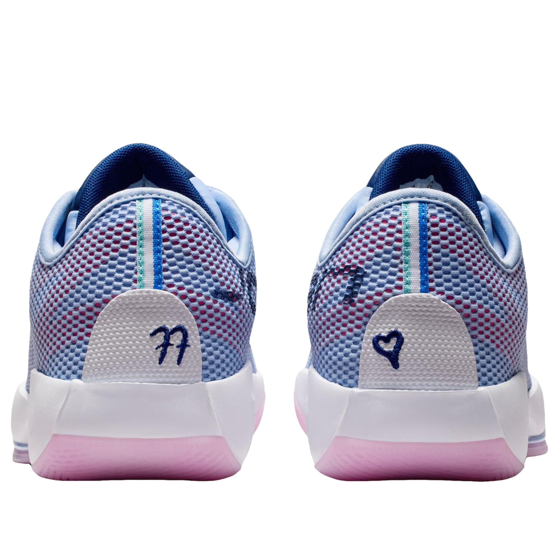 Shop Air Jordan Luka .77 ''Familia'' 卢卡家庭主题篮球鞋 IF1610-500