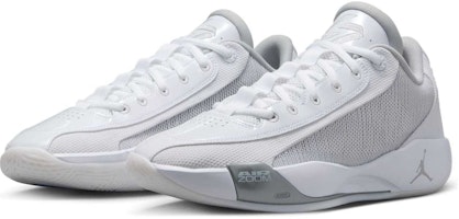 Air Jordan Luka .77 PF 'Vuelta a Clases' HF0819-100 Lookbook Air Jordan Luka .77 PF 'Vuelta a Clases' HF0819-100