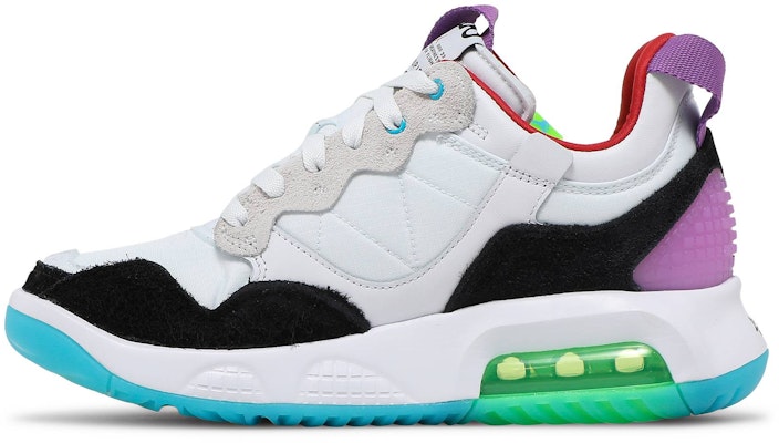 (W) Air Jordan MA2 'Hadiah Terbaik' CW5992-100 Lookbook (W) Air Jordan MA2 'Hadiah Terbaik' CW5992-100