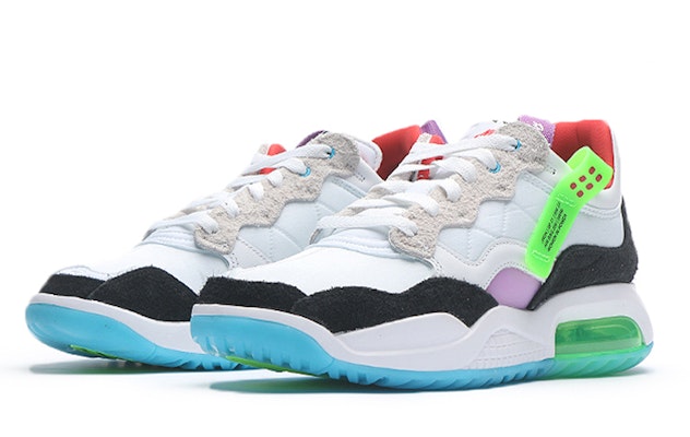 Air Jordan MA2 'Hadiah Terhebat' CV8122-100 Lookbook Air Jordan MA2 'Hadiah Terhebat' CV8122-100