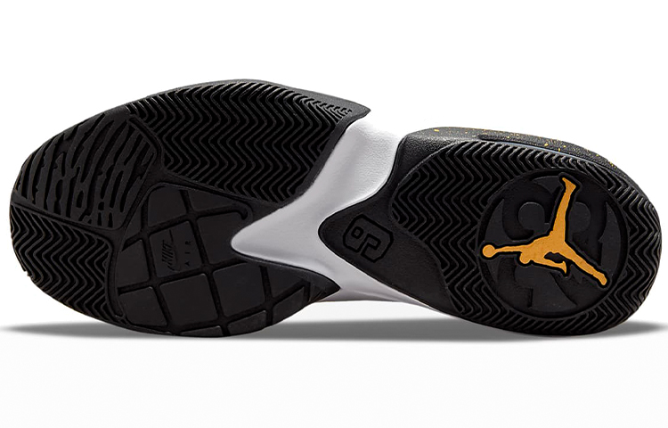 Details for Air Jordan Max Aura 3 Mi-Haut Noir/Or ''Blanc'' CZ4167-100
