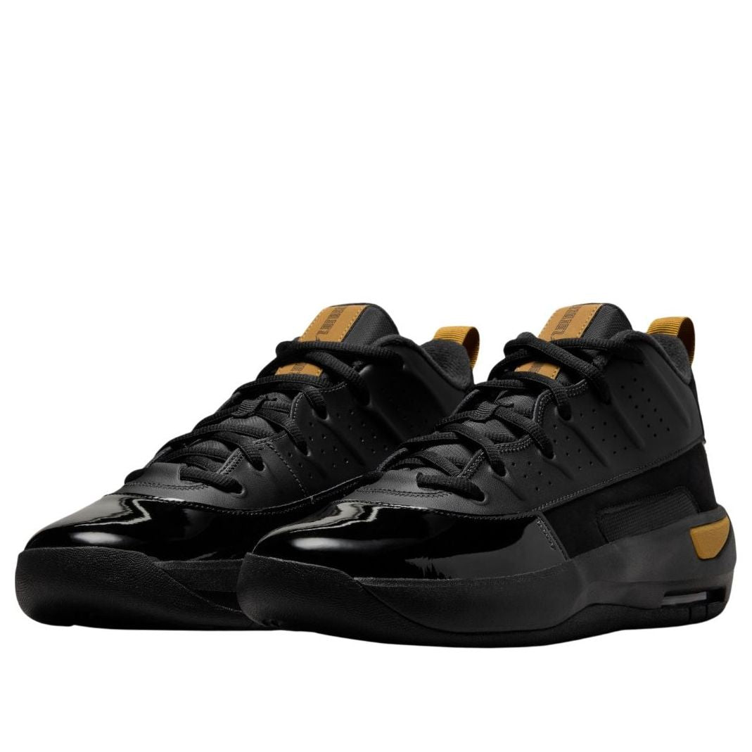 Shop 耐克Air Jordan Max Aura 7 '黑色金属金' HQ2091-007