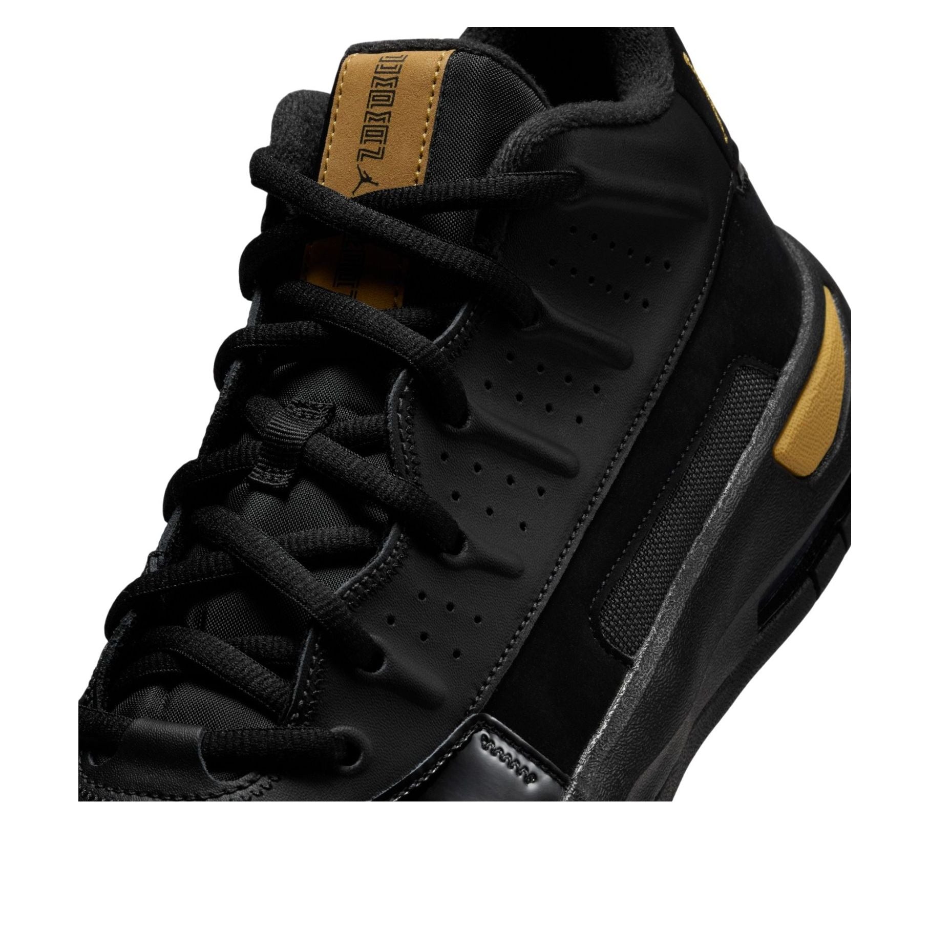 Sizing 耐克Air Jordan Max Aura 7 '黑色金属金' HQ2091-007