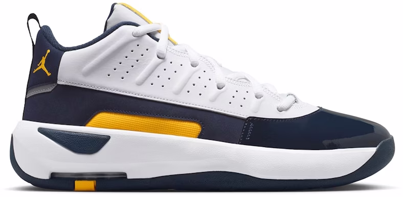 air-jordan-max-aura-7-white-obsidian-university-gold-hq-2091-102