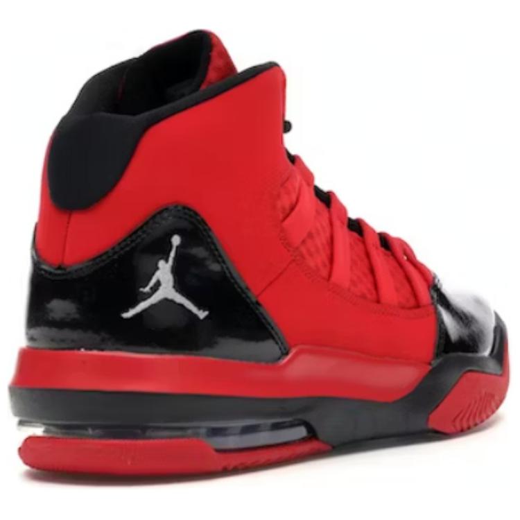 Lookbook Air Jordan Max Aura 'Rojo Universidad' CU4929-600