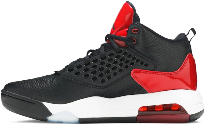 에어 조던 맥신 200 '블랙 짐 레드' CD6107-016 Lookbook 에어 조던 맥신 200 '블랙 짐 레드' CD6107-016
