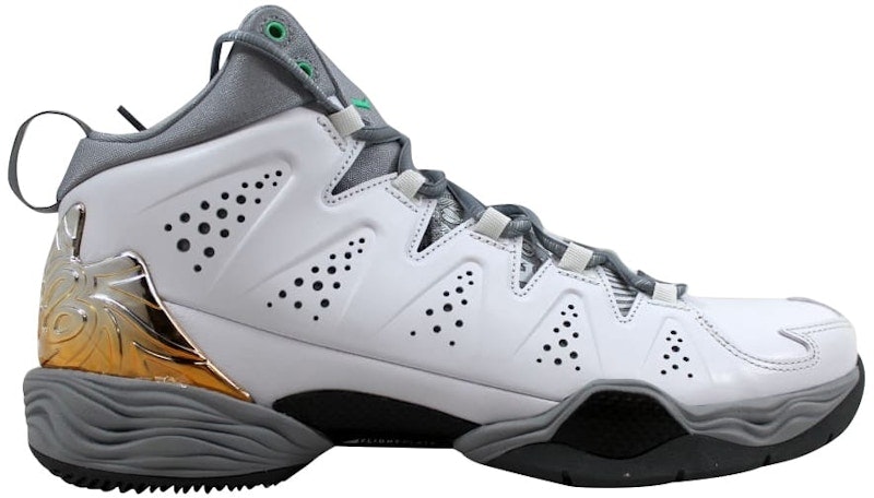 air-jordan-melo-m10-white-green-glow-wolf-grey-cool-grey