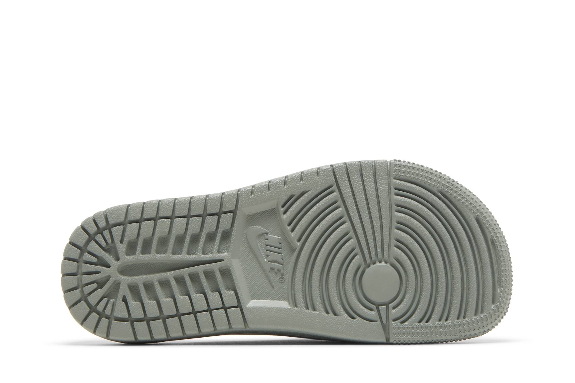 Shop (W) Air Jordan Modero 拖鞋 '云母绿' AO9919-300