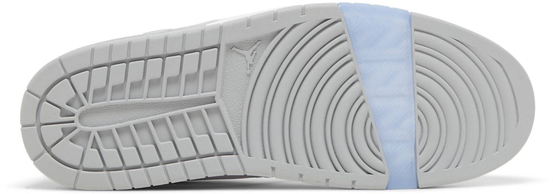 Air Jordan Nu Retro 1 Low "浅烟灰色" DV5141-106 Shop Air Jordan Nu Retro 1 Low "浅烟灰色" DV5141-106