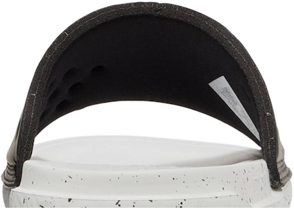 Air Jordan Play Slide 'Hitam Photon Dust' DC9835-003 Sizing Air Jordan Play Slide 'Hitam Photon Dust' DC9835-003