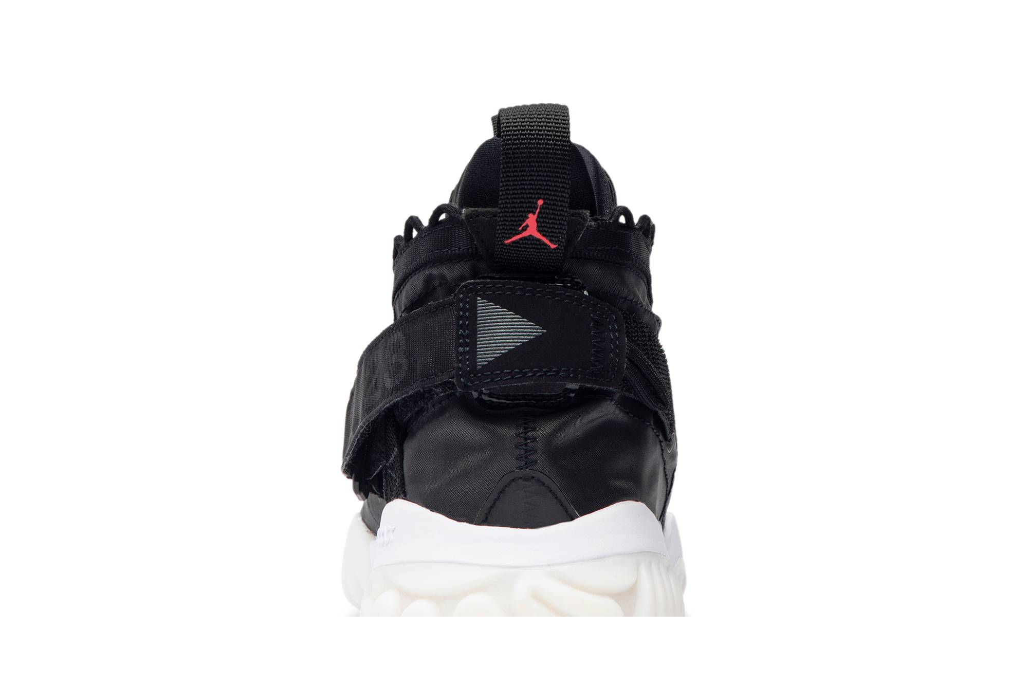 Sizing Air Jordan Proto React 'Negro' BV1654-001