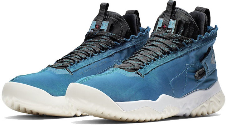Air Jordan Proto React 'Green Abyss' BV1654-301 Lookbook Air Jordan Proto React 'Green Abyss' BV1654-301
