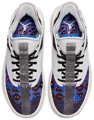 Air Jordan React Elevation "Quai 54" 运动鞋 CZ4156-100 Shop Air Jordan React Elevation "Quai 54" 运动鞋 CZ4156-100