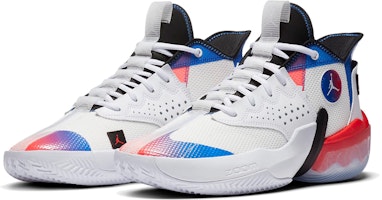 Air Jordan React Elevation 'Blanco Infrared Royal' DC5187-102/DC5188-102 Lookbook Air Jordan React Elevation 'Blanco Infrared Royal' DC5187-102/DC5188-102